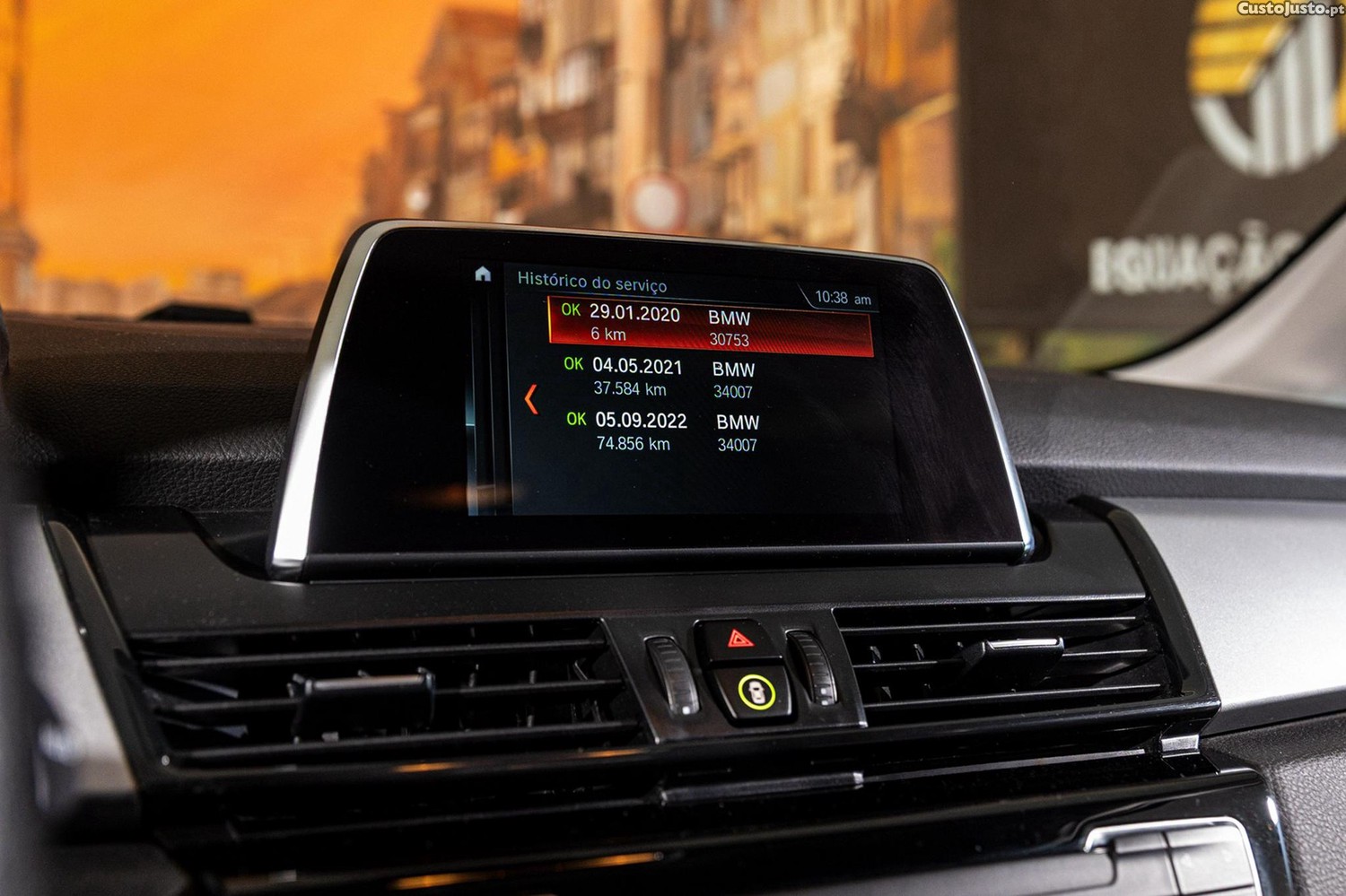 BMW 225 Active Tourer XE Advantage — fotografia 14