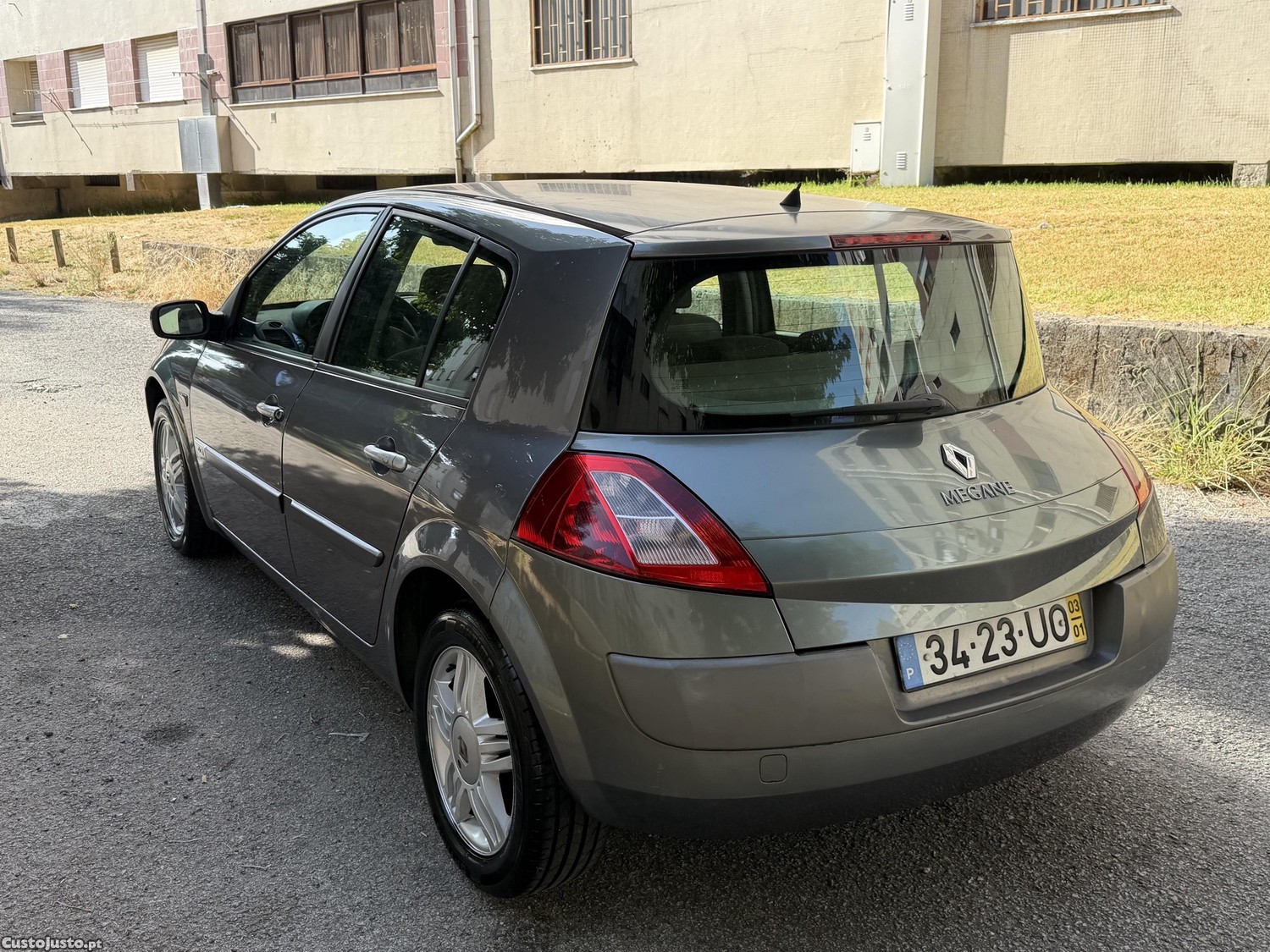 Renault Laguna 1.5DCI — fotografia 5