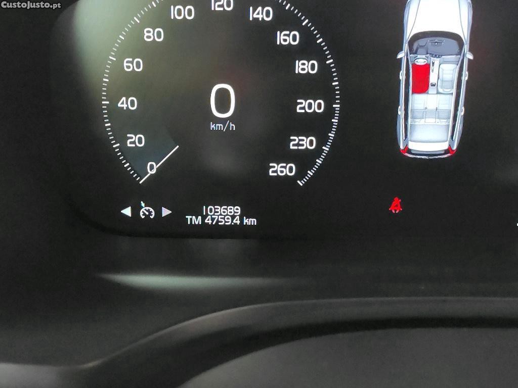 Volvo V60 2.0 D3 Momentum Plus 150cv — fotografia 15