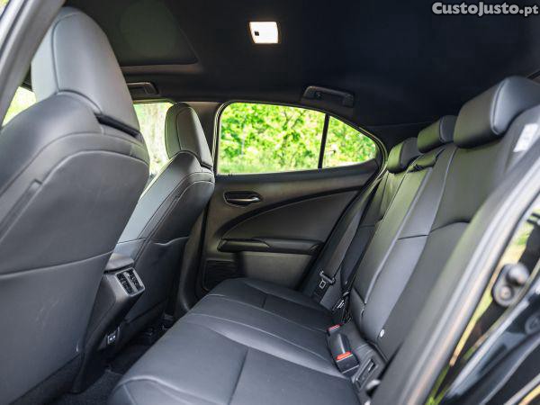 Lexus NX 250h Sport — fotografia 21