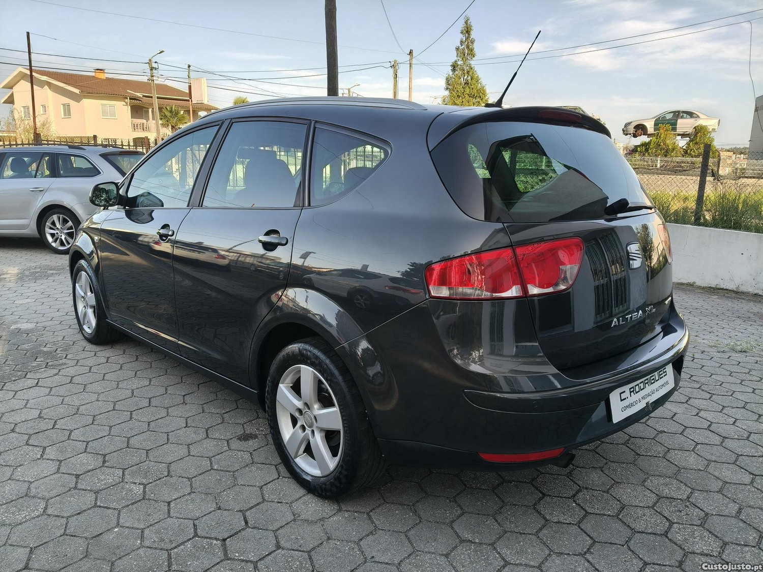 SEAT Altea XL 1.6 TDi Ecomotive — fotografia 18