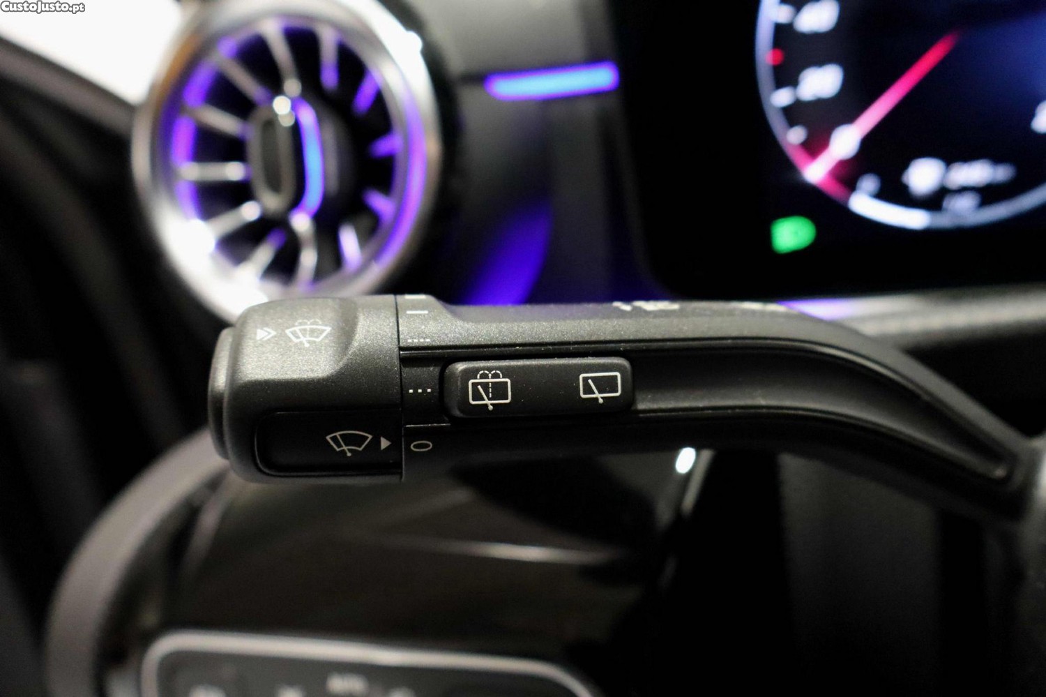 Mercedes-Benz A 180 d — fotografia 14