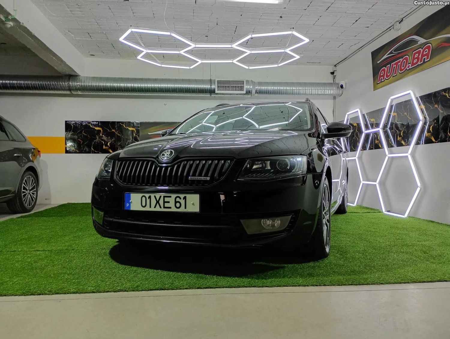 Skoda Octavia 1.6 TDi Greenline — fotografia 19