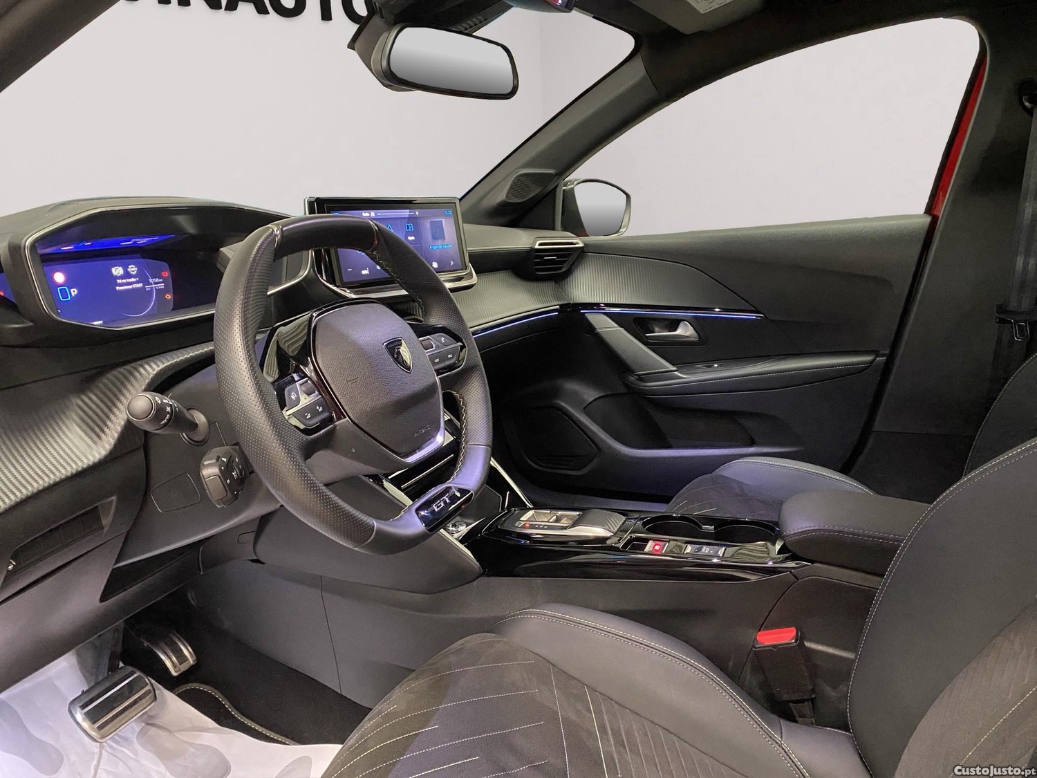 Peugeot 208 1.2 Hybrid GT e-DCS6 — fotografia 14