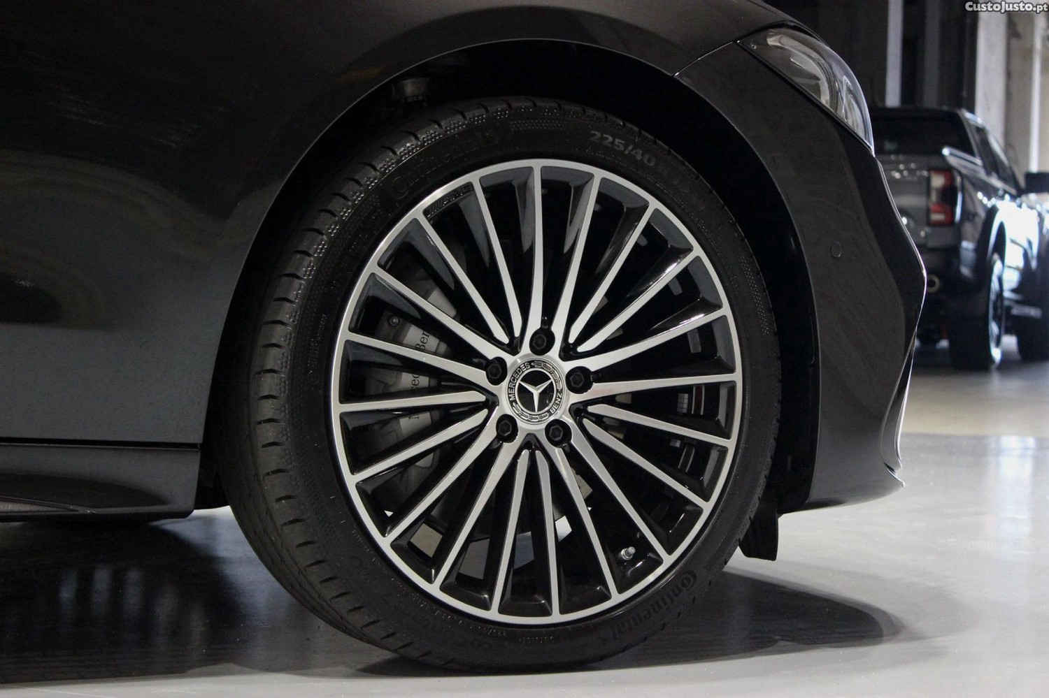 Mercedes-Benz C 300 de AMG Line — fotografia 15