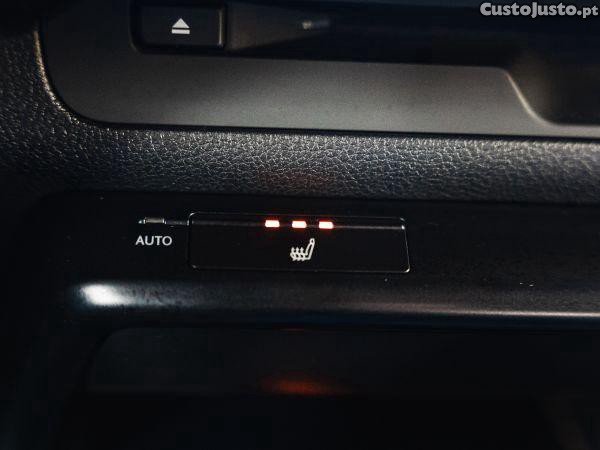Lexus NX UX 250h Special Edi — fotografia 11