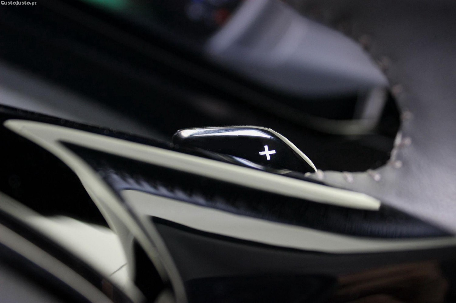 Peugeot 308 SW 1.6 Hybrid Active Pack e-EAT8 — fotografia 13