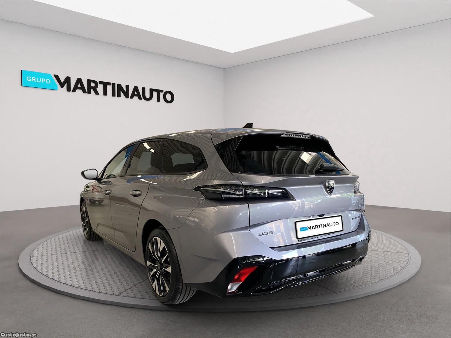 Peugeot 308 SW 1.2 Hybrid Allure e-DCS6 — fotografia 16