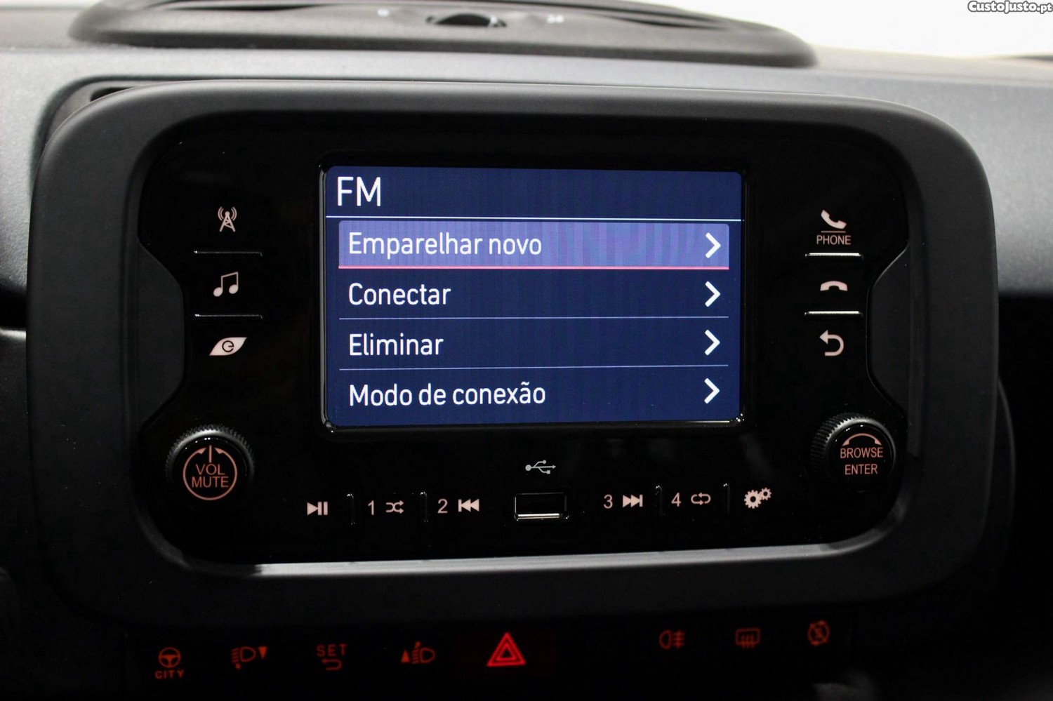 Fiat Panda 1.0 Hybrid — fotografia 10