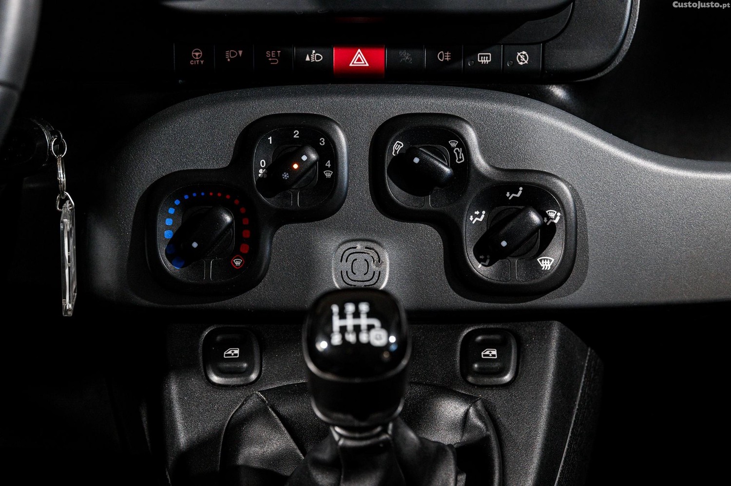 Fiat Panda 1.0 Hybrid — fotografia 8