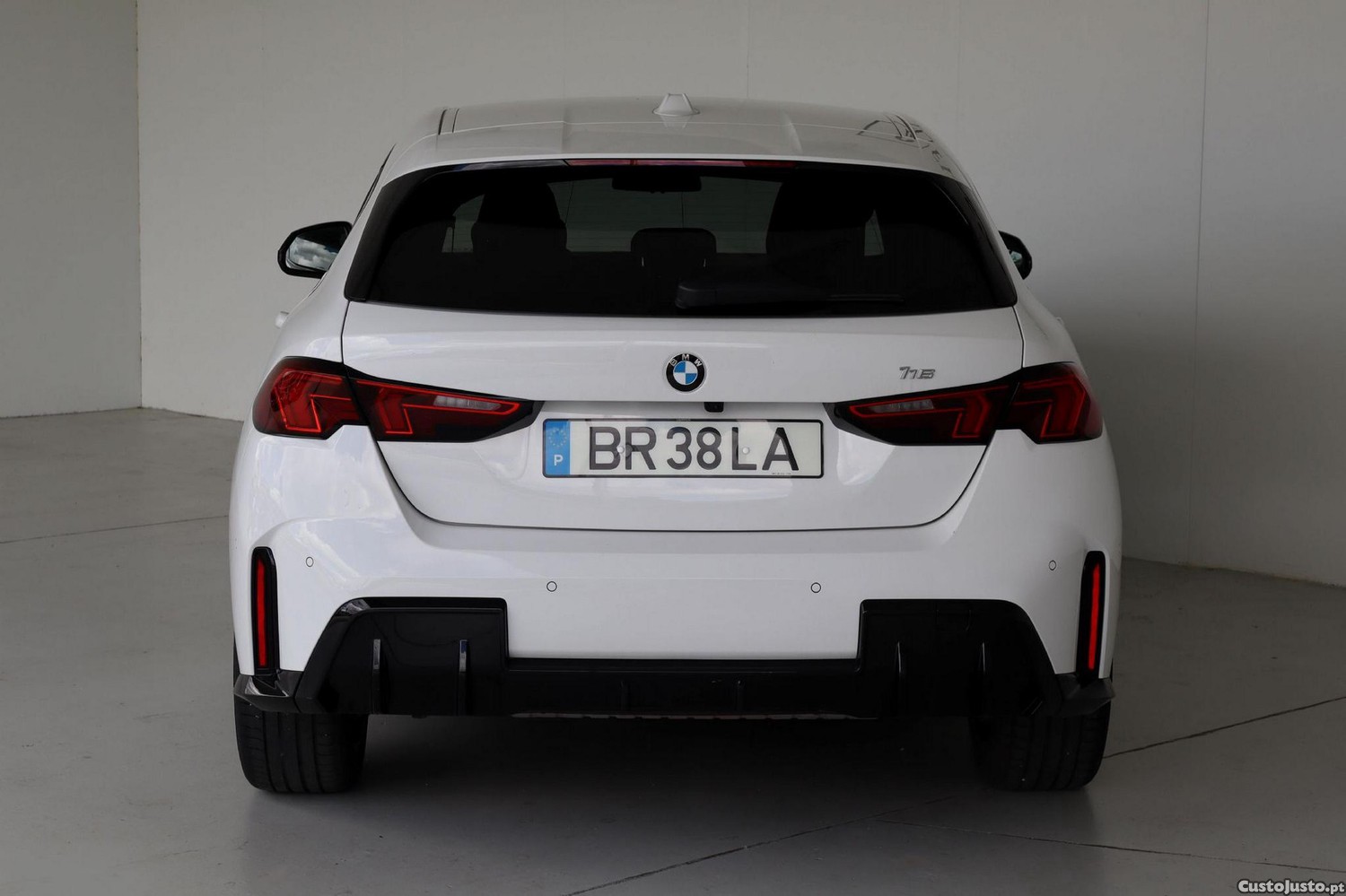 BMW 116 Pack Desportivo M — fotografia 23