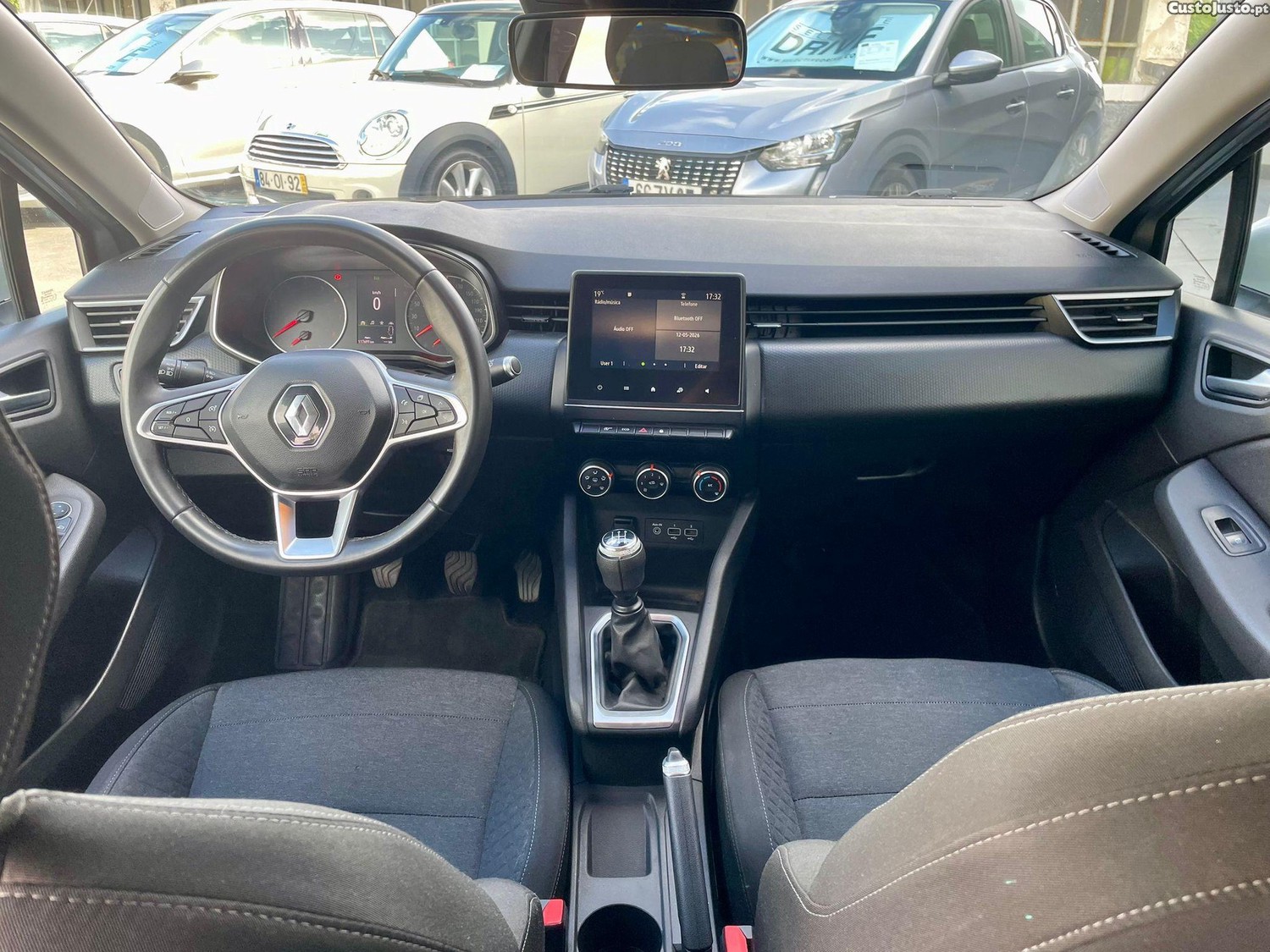 Renault Clio 1.0 TCe Intens — fotografia 6