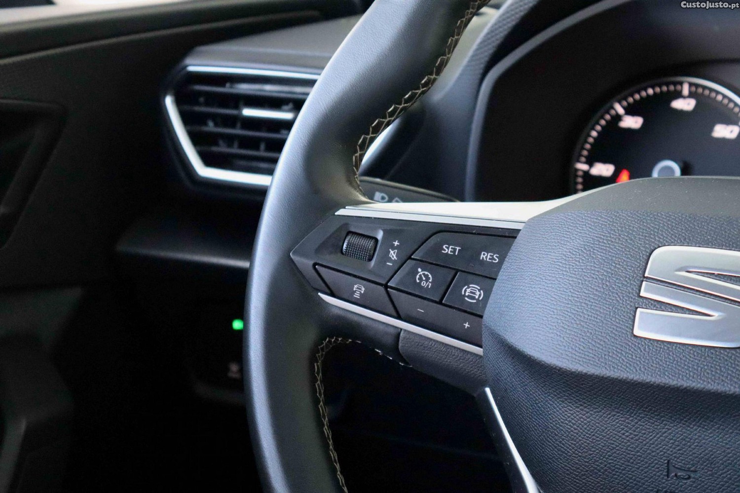 SEAT Leon 2.0 TDI Style — fotografia 16