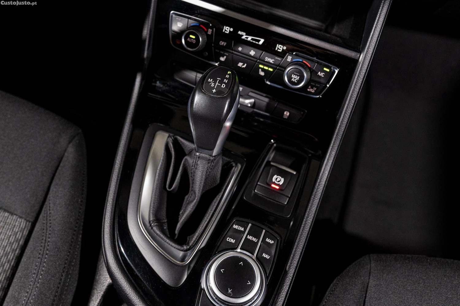 BMW 225 Active Tourer XE Advantage — fotografia 11