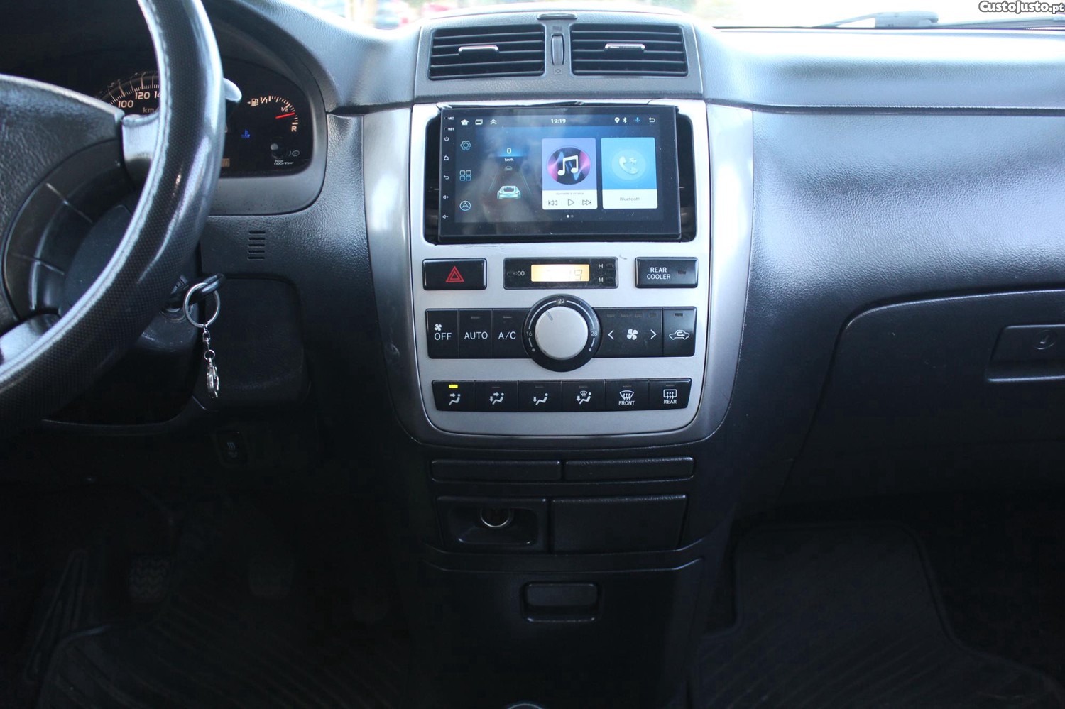 Toyota Avensis Verso (Clm20)-7L — fotografia 6
