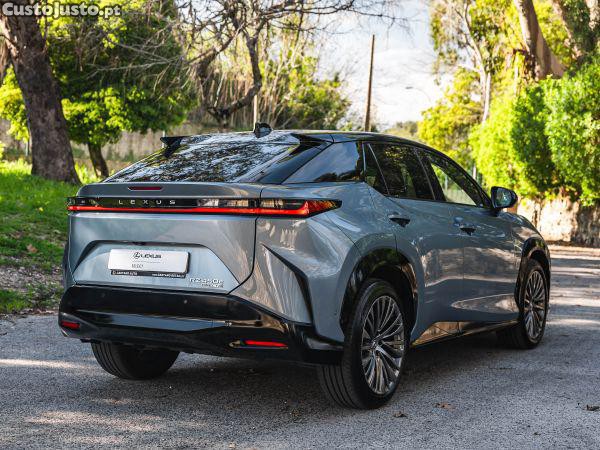 Lexus RX RZ 450e Luxury Bito — fotografia 36