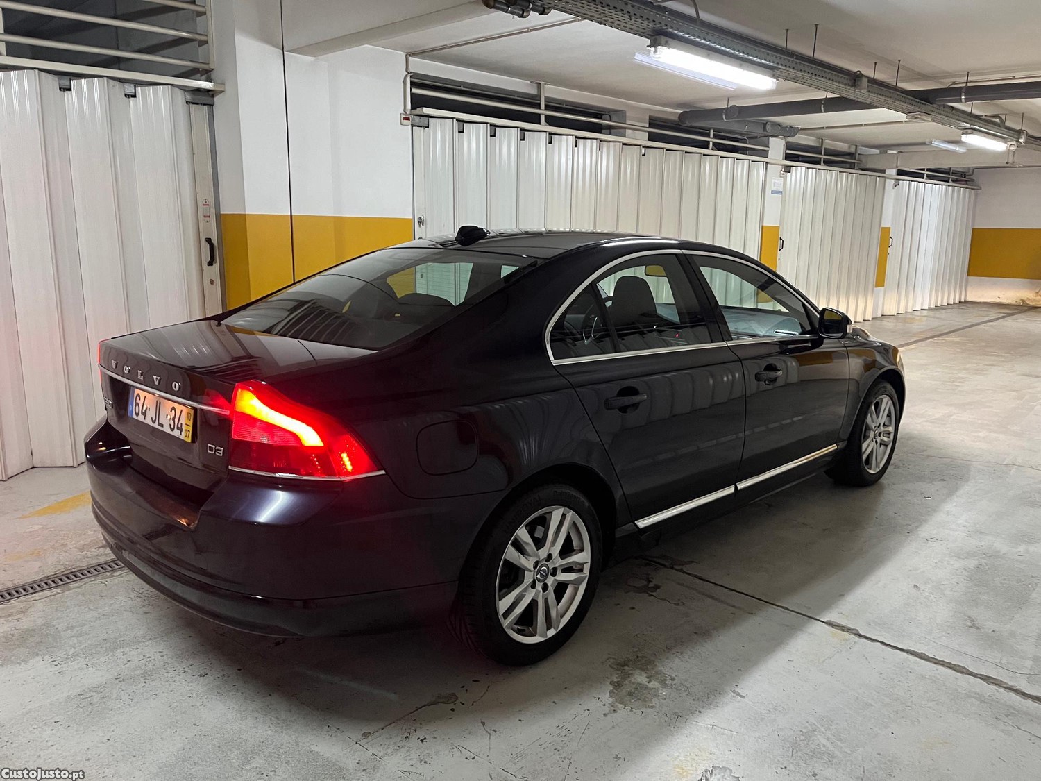 Volvo S80 Momentum — fotografia 4