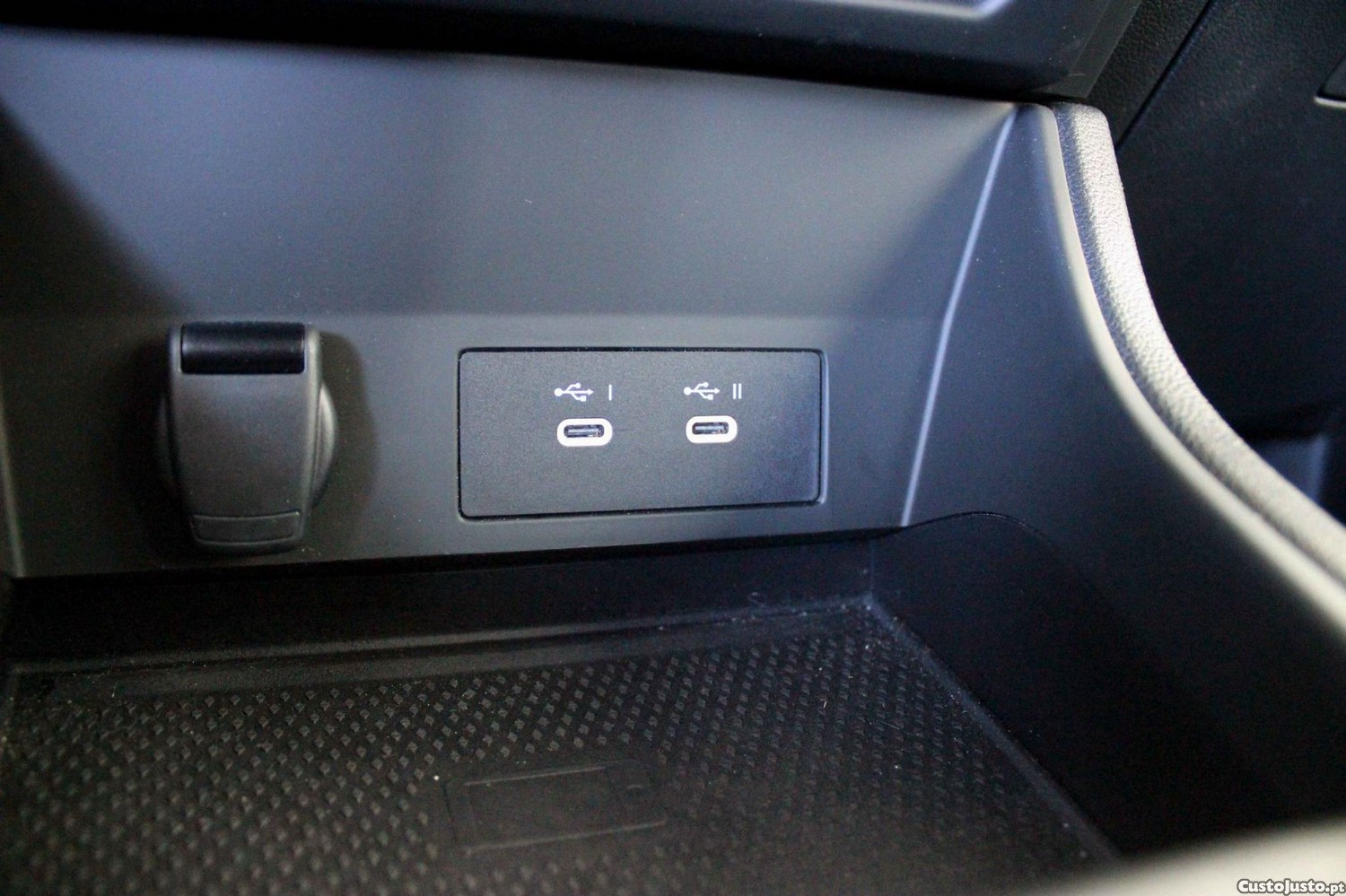 Renault Captur 1.0 TCe Evolution Bi-Fuel — fotografia 4