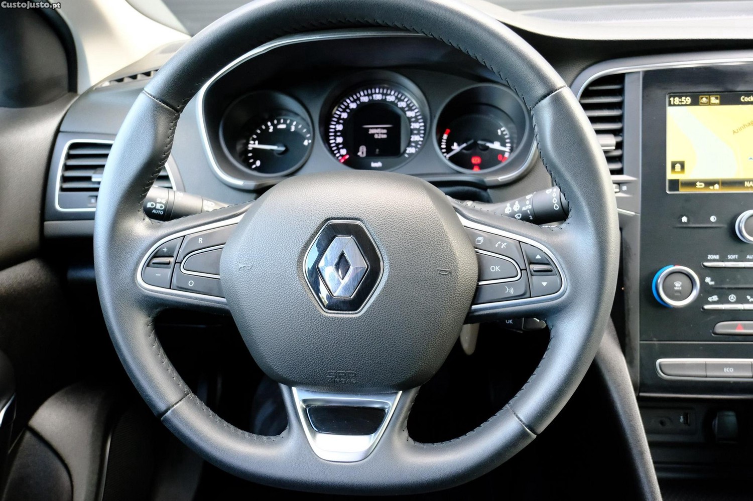 Renault Mégane Sport Tourer 1.5 Blue dCi Limited — fotografia 11