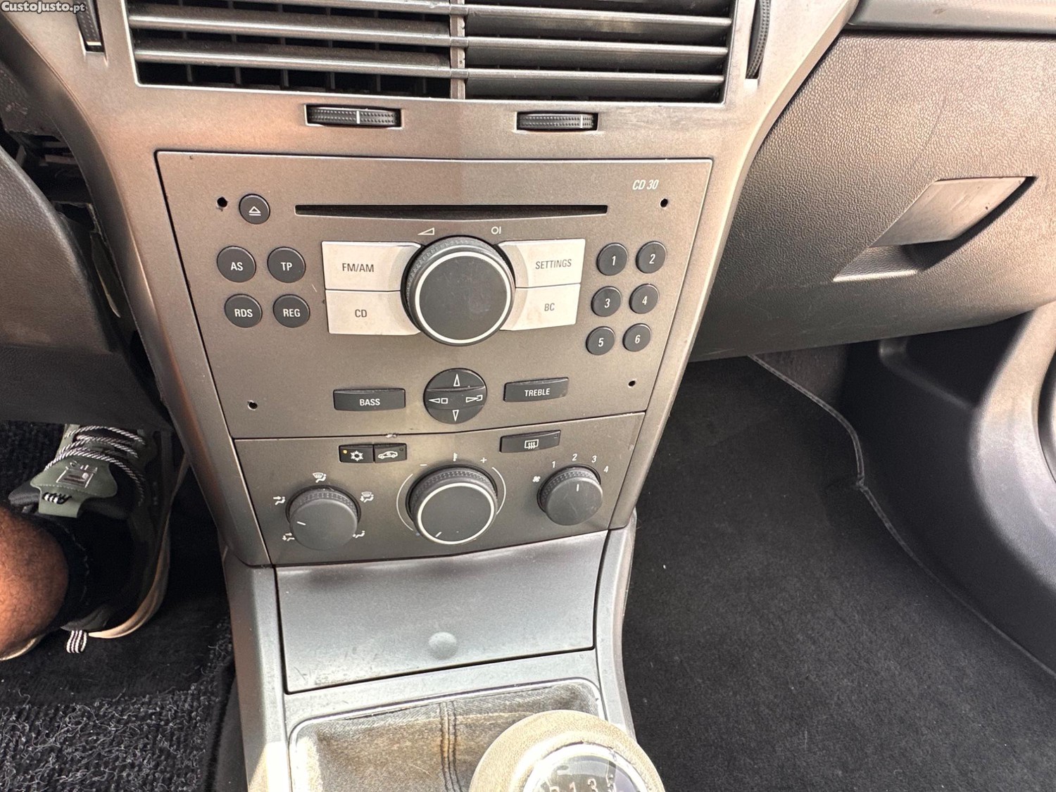 Opel Astra Cosmo 1.4 — fotografia 5