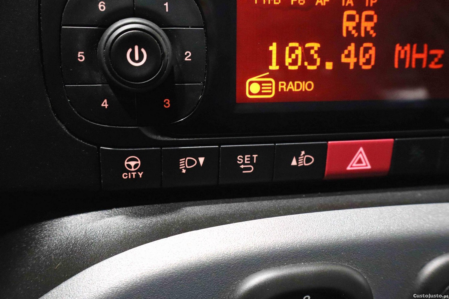 Fiat Panda 1.0 Hybrid City Life — fotografia 8