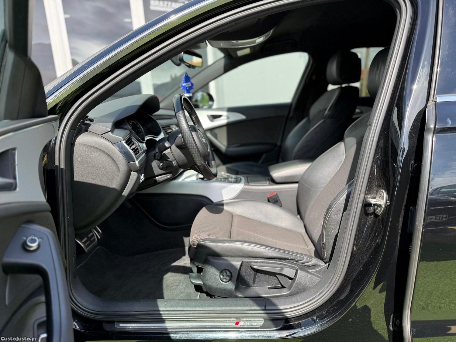 Audi A6 Avant 2.0 TDi S-line S tronic — fotografia 15