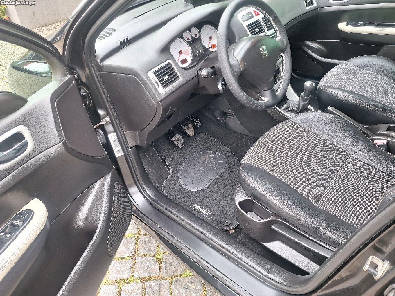 Peugeot 307 1.6 HDI — fotografia 8