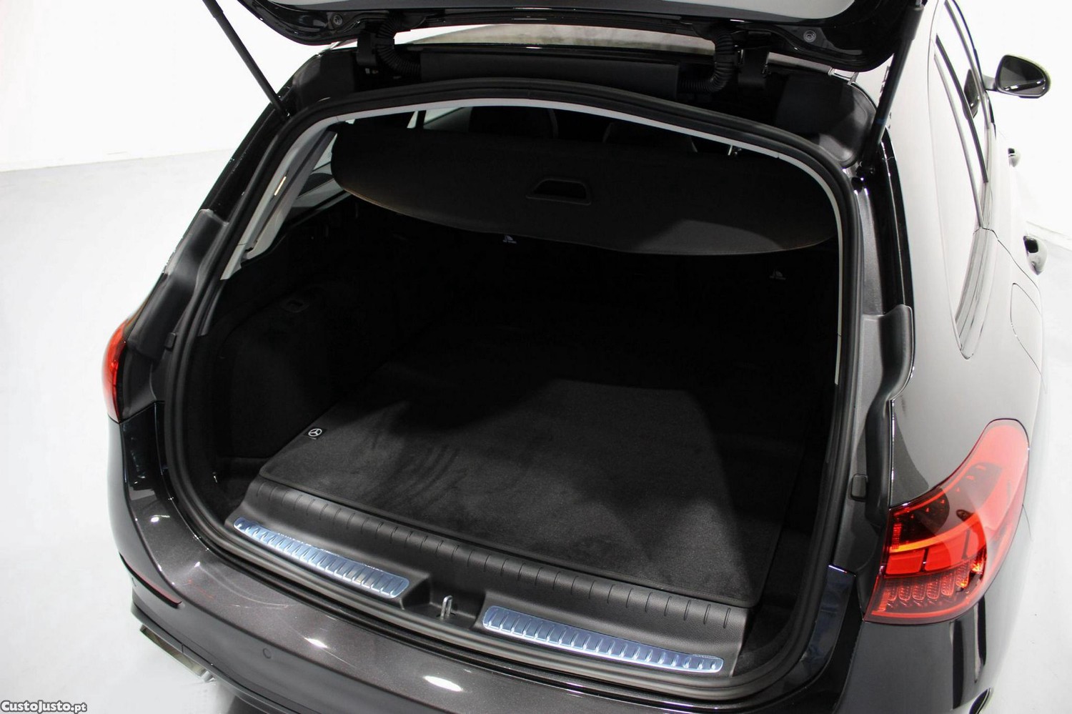 Mercedes-Benz C 300 de AMG Line — fotografia 19