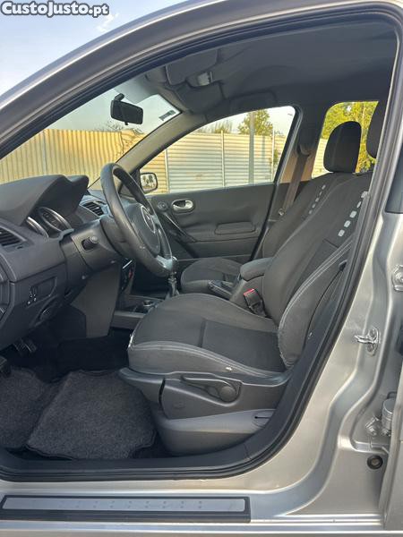 Renault Mégane Extreme — fotografia 4