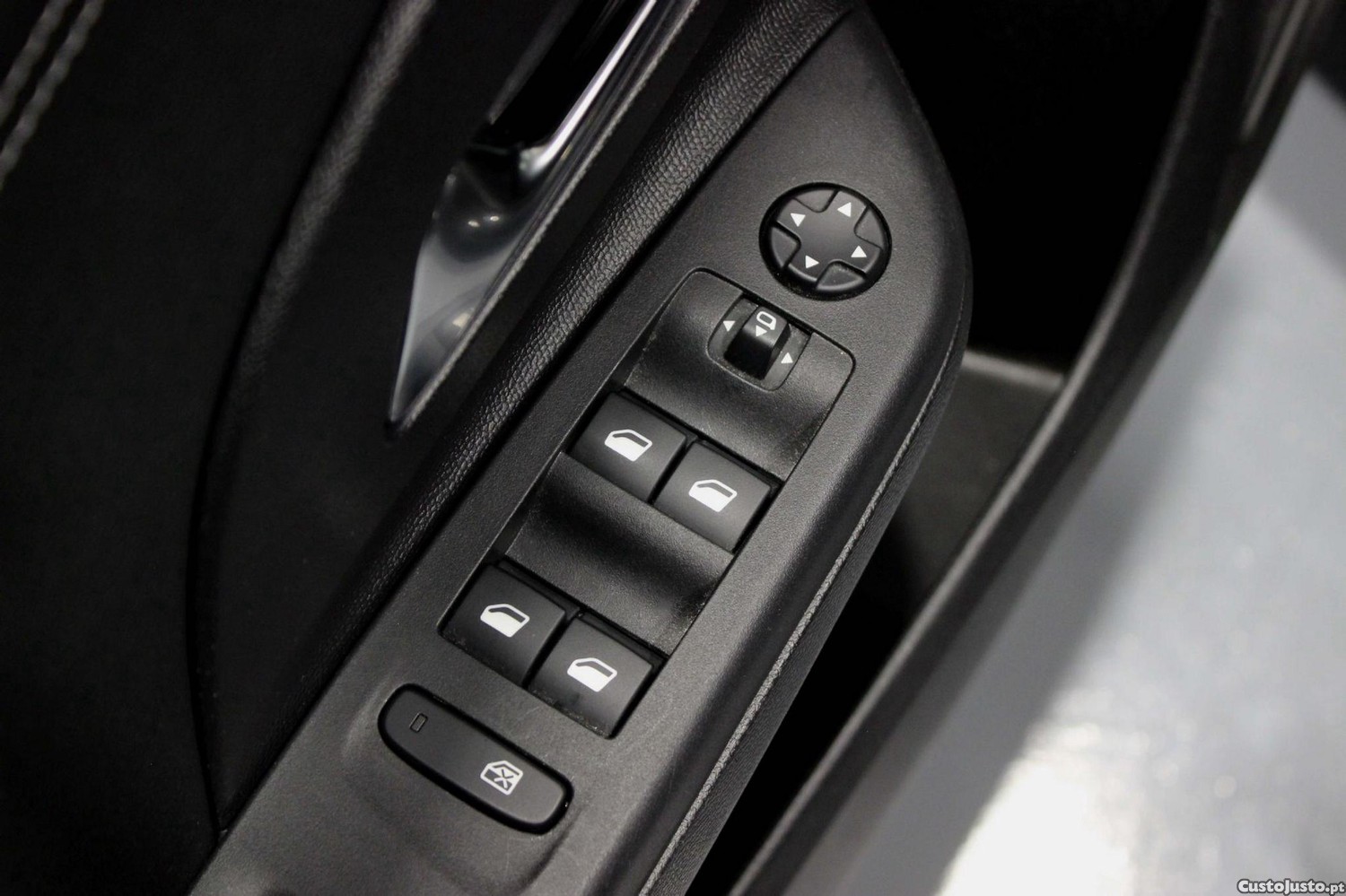 Opel Corsa 1.5 D Elegance — fotografia 19