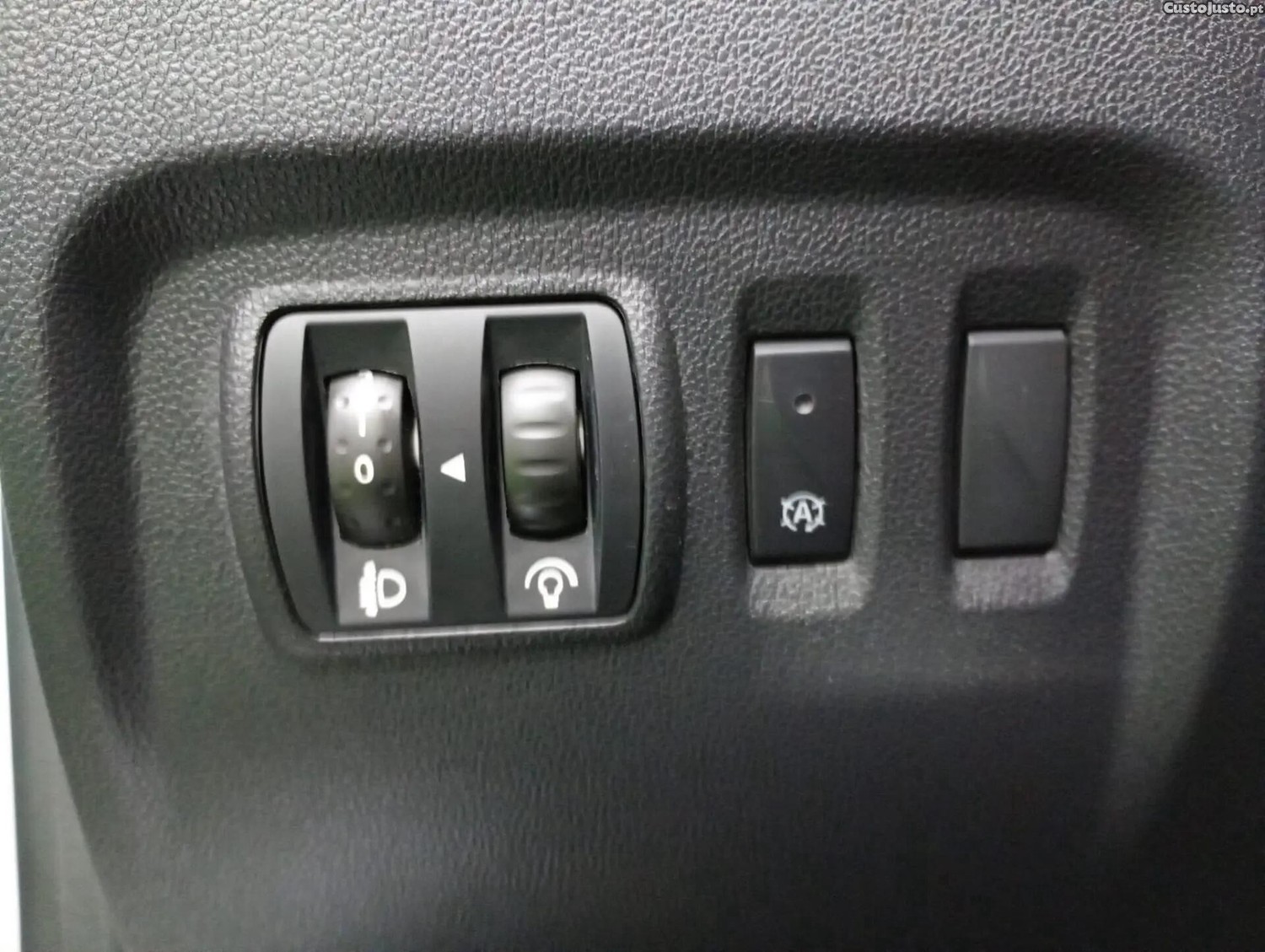 Renault Captur 0.9 TCE Exclusive — fotografia 5