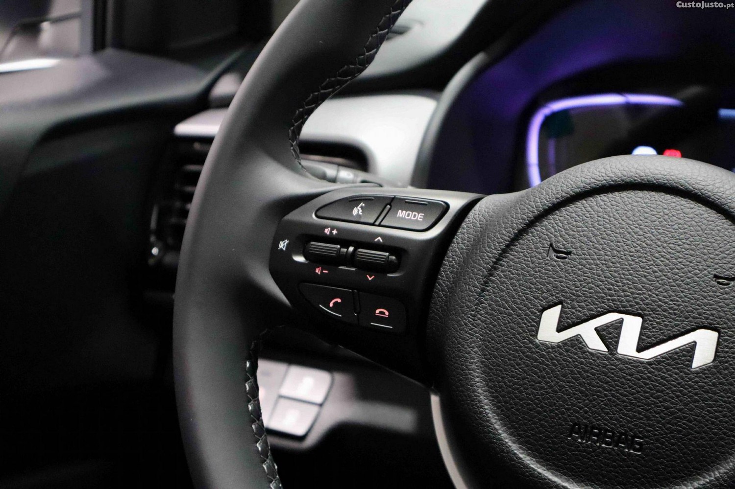 Kia Stonic 1.0 T-GDI Drive — fotografia 15