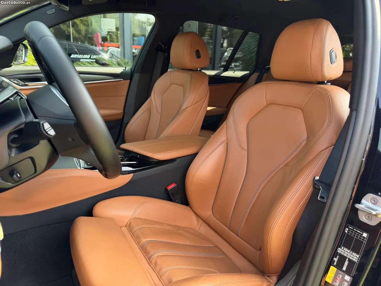 BMW 520 e Pack M — fotografia 17