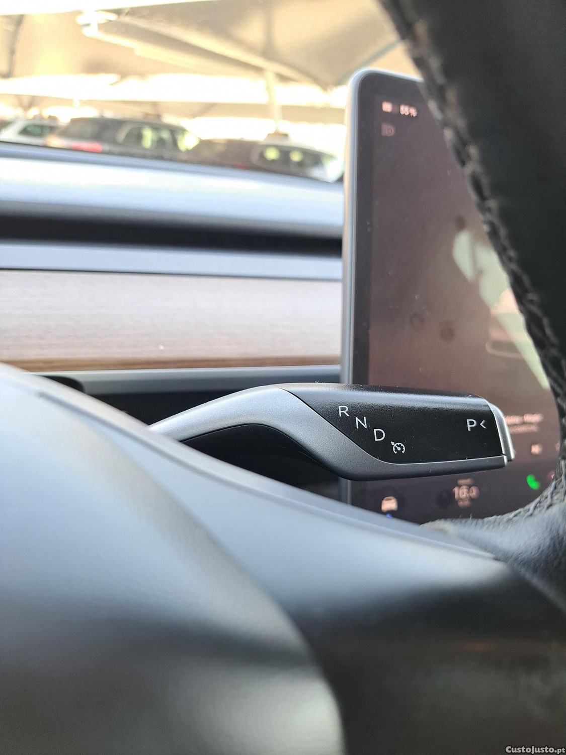 Tesla Model Y Performance Dual Motor — fotografia 19