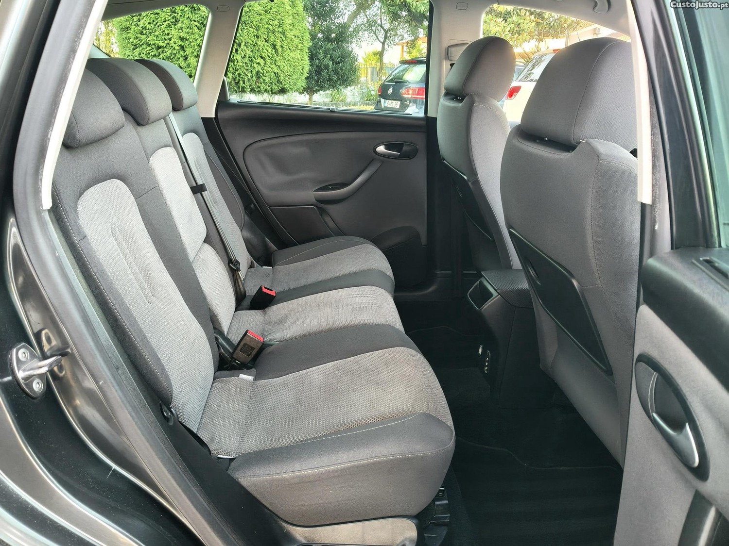 SEAT Altea XL 1.6 TDi Ecomotive — fotografia 8