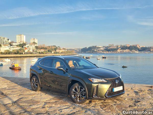 Lexus NX UX 250h Sport — fotografia 10