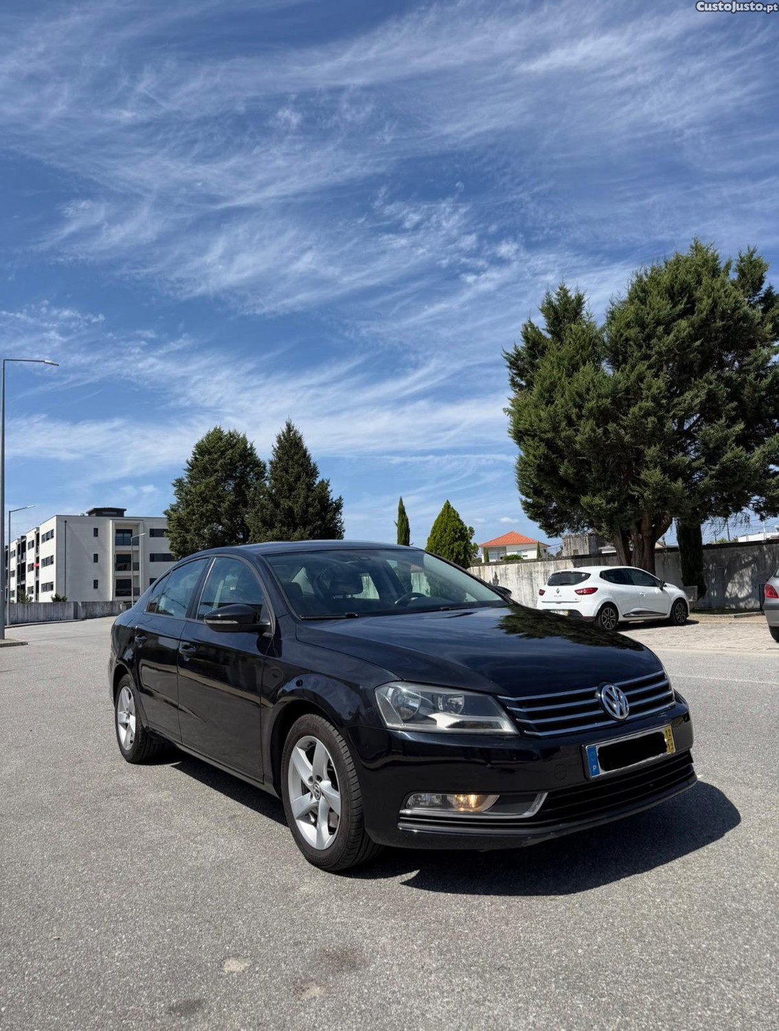 Volkswagen Passat 1.6tdi Confort line BLUEMOTION — fotografia 8
