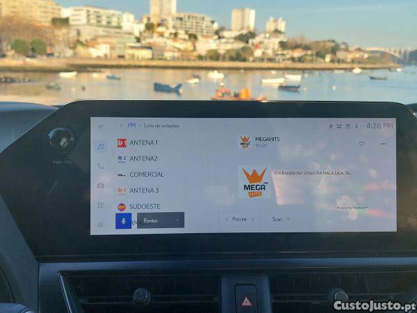 Lexus NX UX 250h Sport — fotografia 6