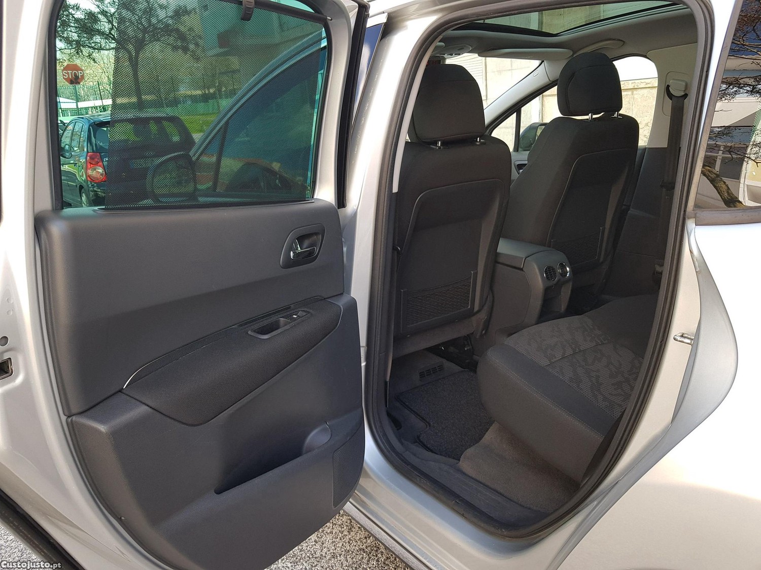 Peugeot 3008 1.6 HDi 110cv Automático — fotografia 4