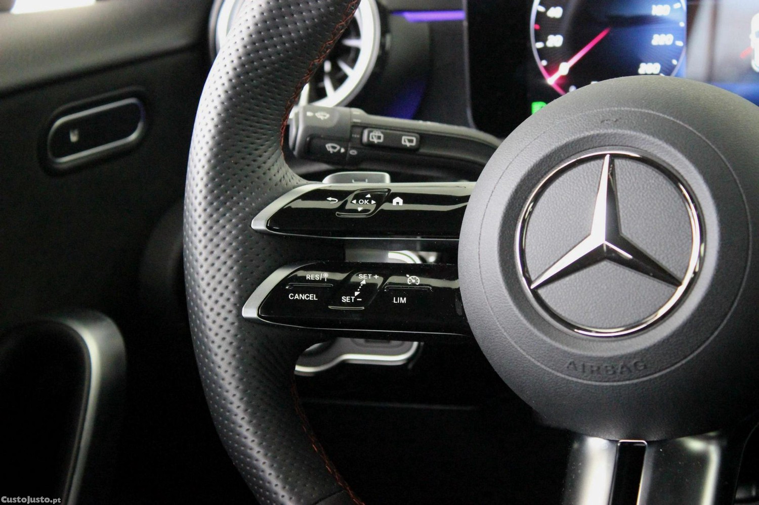 Mercedes-Benz A 180 d — fotografia 16