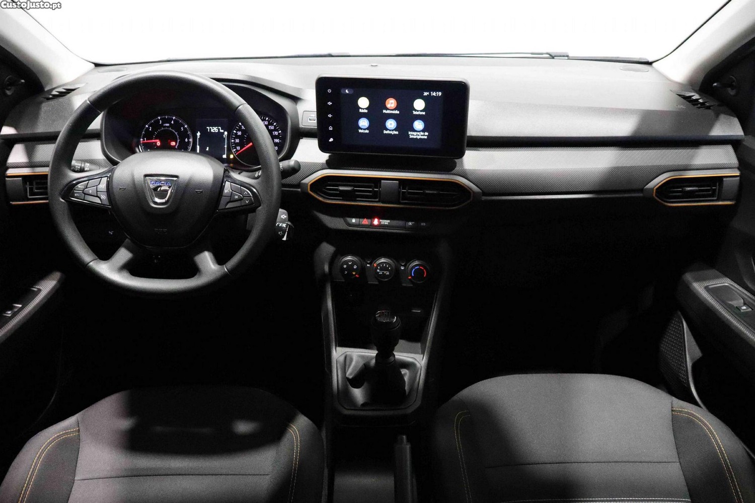 Dacia Sandero 1.0 TCe Essential — fotografia 10