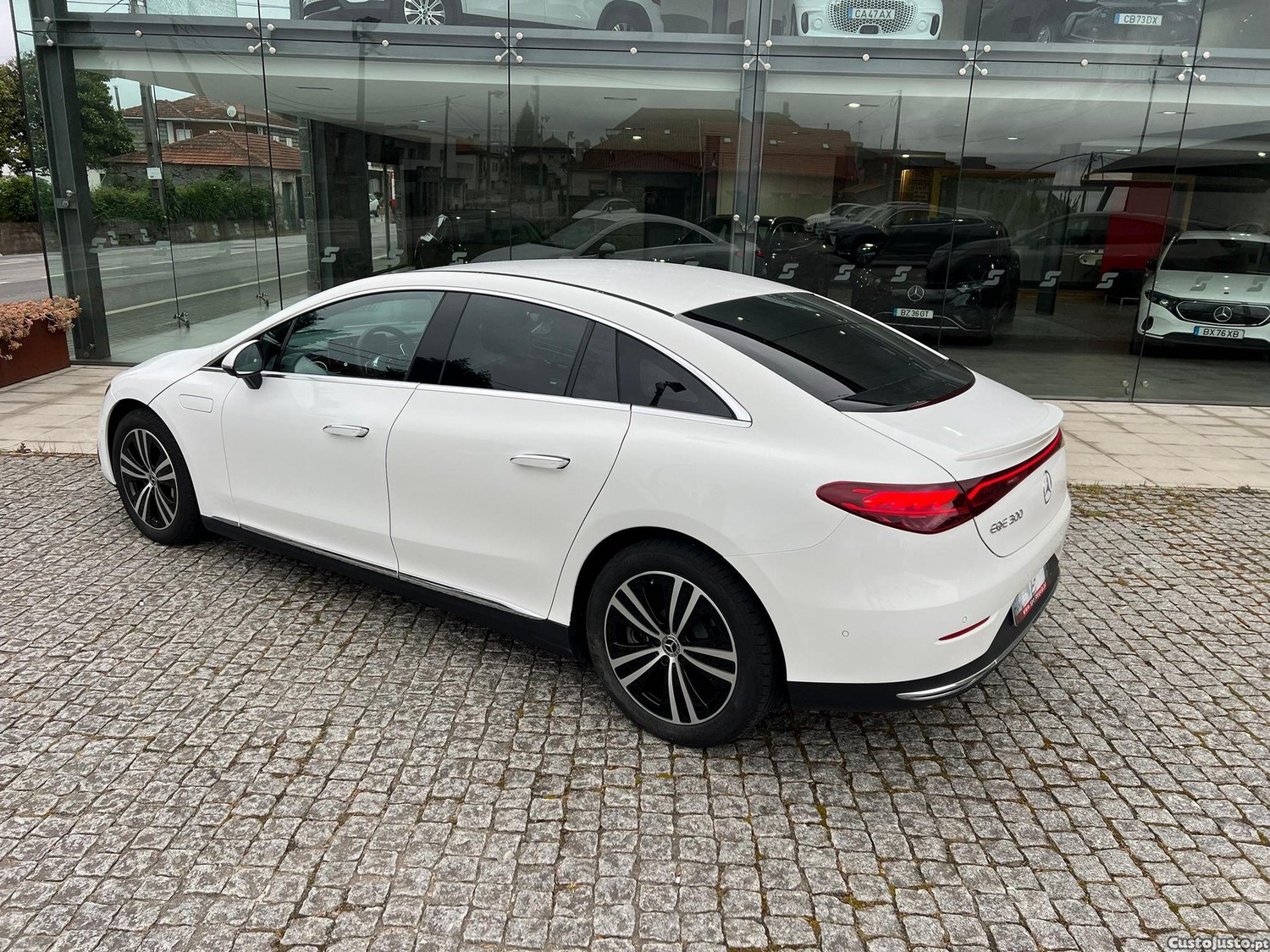 Mercedes-Benz EQE Edition — fotografia 14