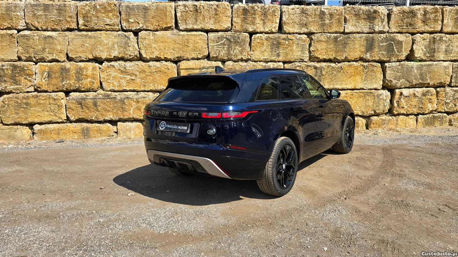 Land Rover Range Rover 2.0 P400e AWD R-Dynamic S — fotografia 29