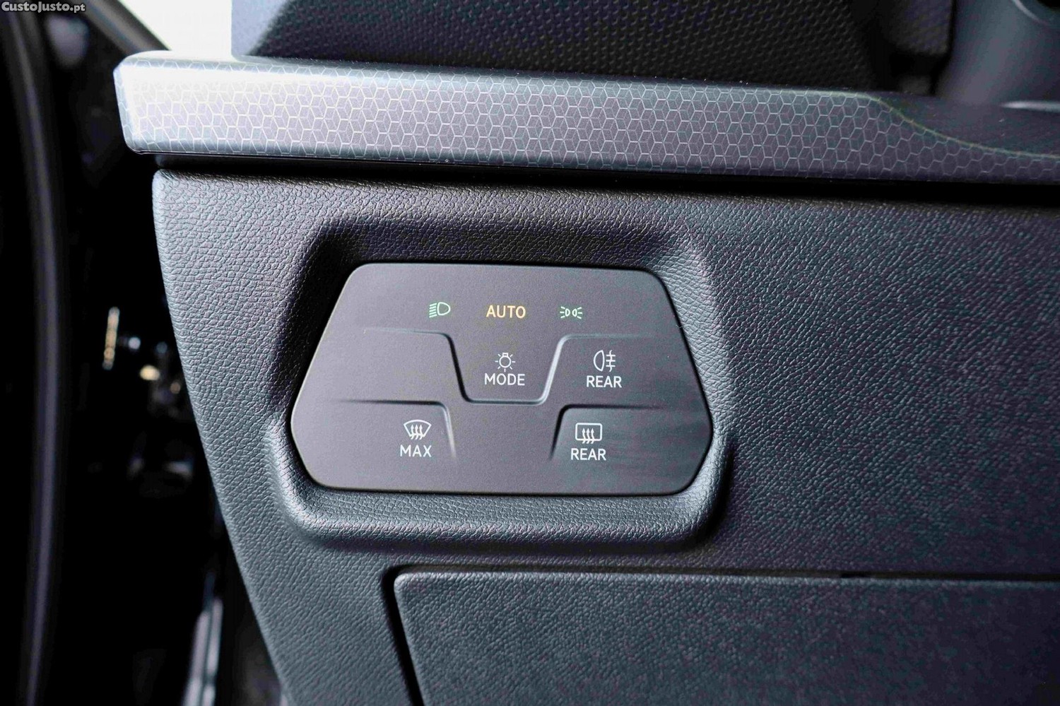 SEAT Leon 2.0 TDI Style — fotografia 18