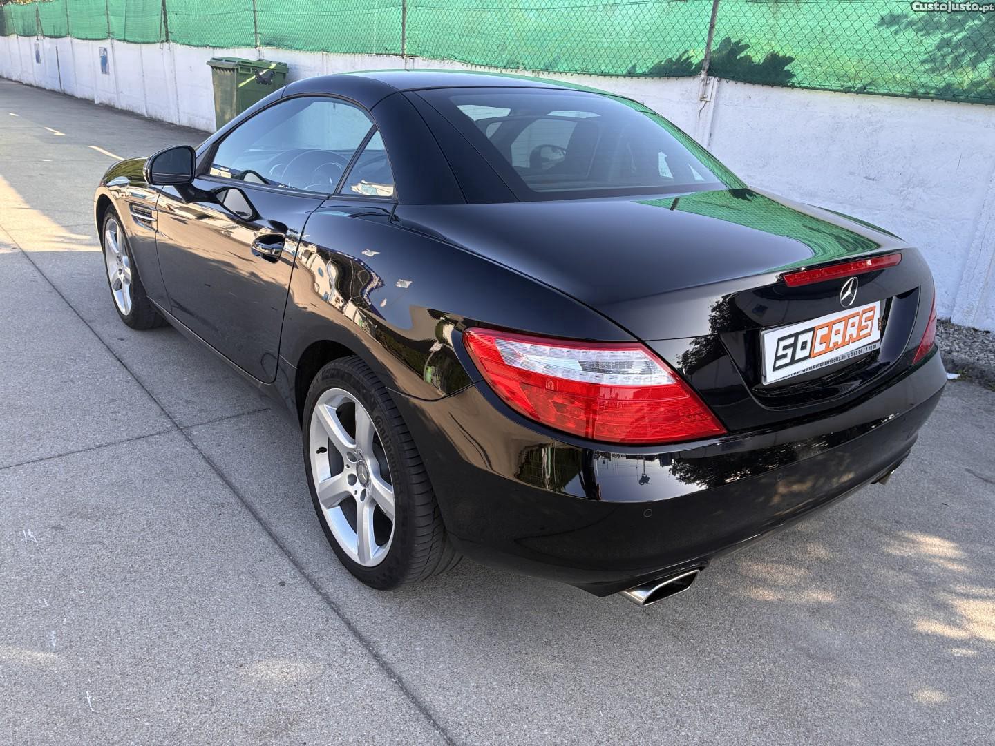 Mercedes-Benz SLK 200 BlueEFFICIENCY 7G-TRONIC Edition 1 — fotografia 17