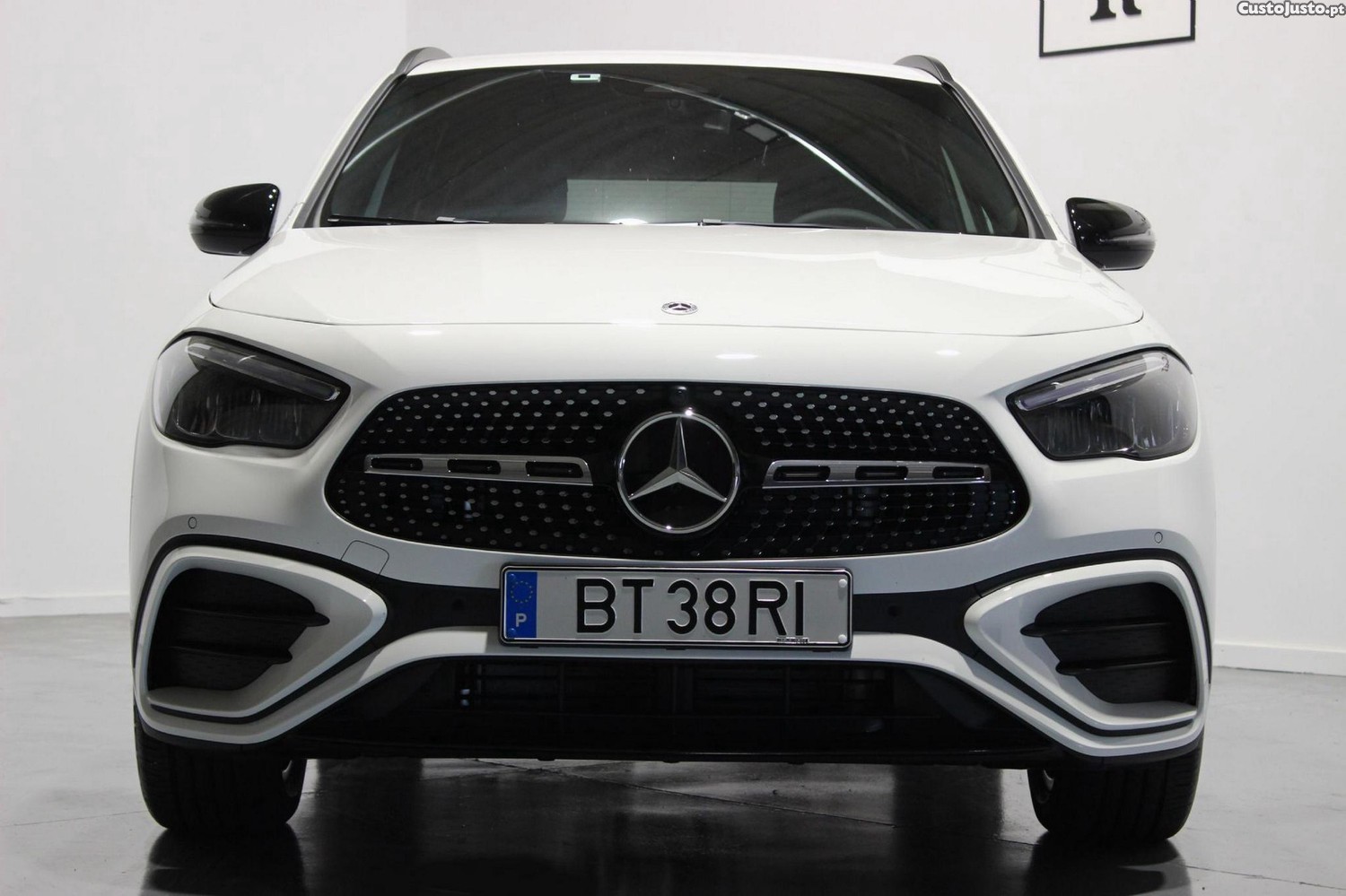 Mercedes-Benz GLA 180 d AMG Line — fotografia 28