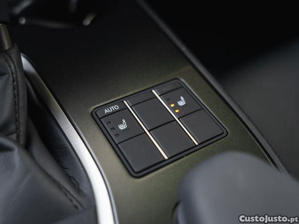 Lexus NX 250h Sport — fotografia 2