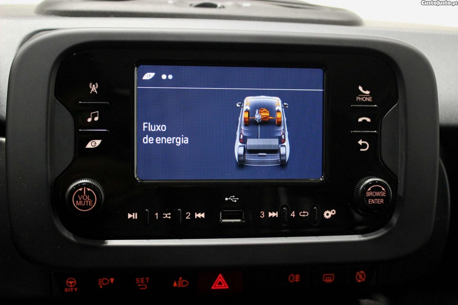 Fiat Panda 1.0 Hybrid — fotografia 12