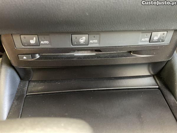Lexus ES 300h Special Edi — fotografia 6
