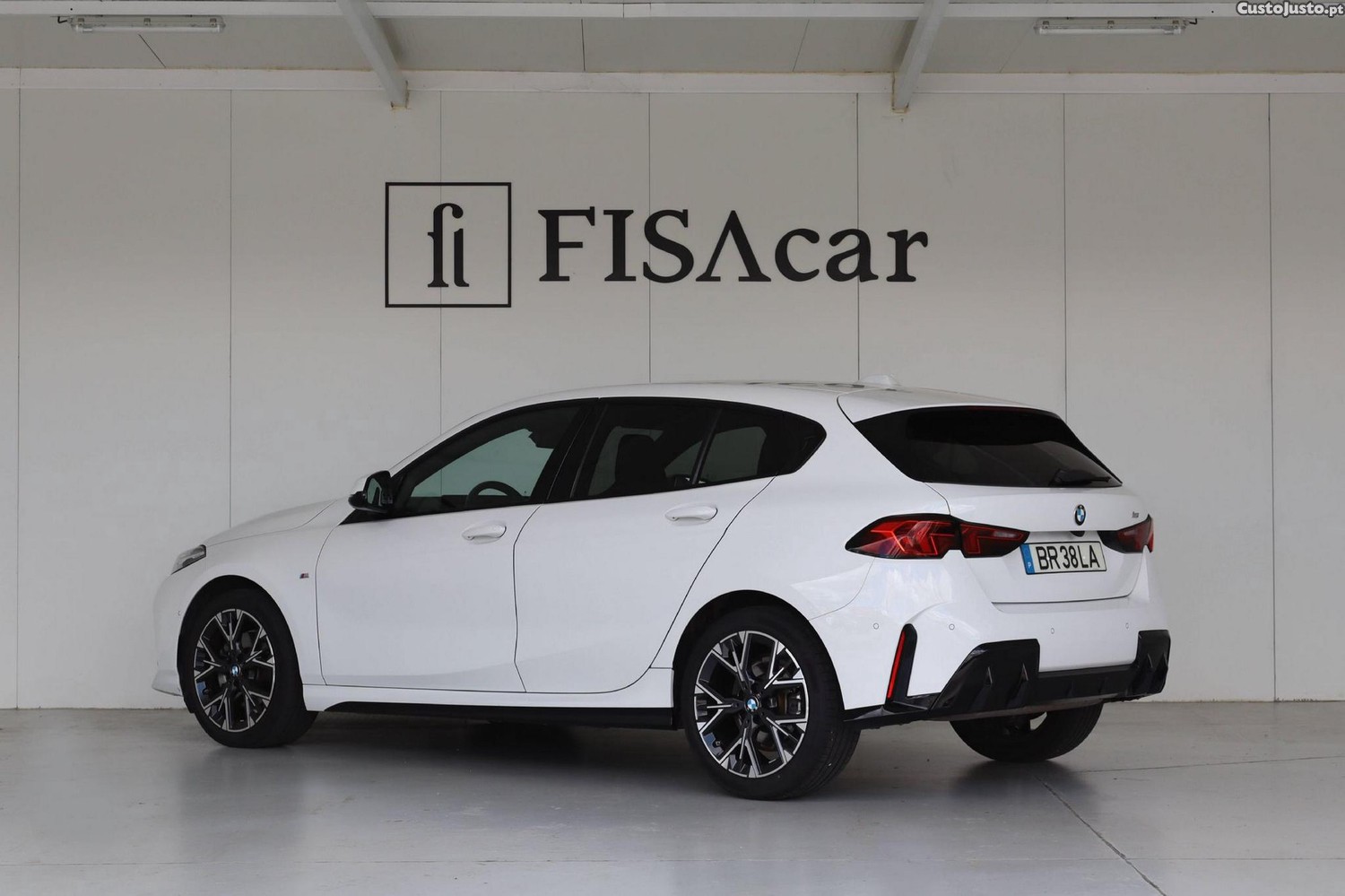 BMW 116 Pack Desportivo M — fotografia 19